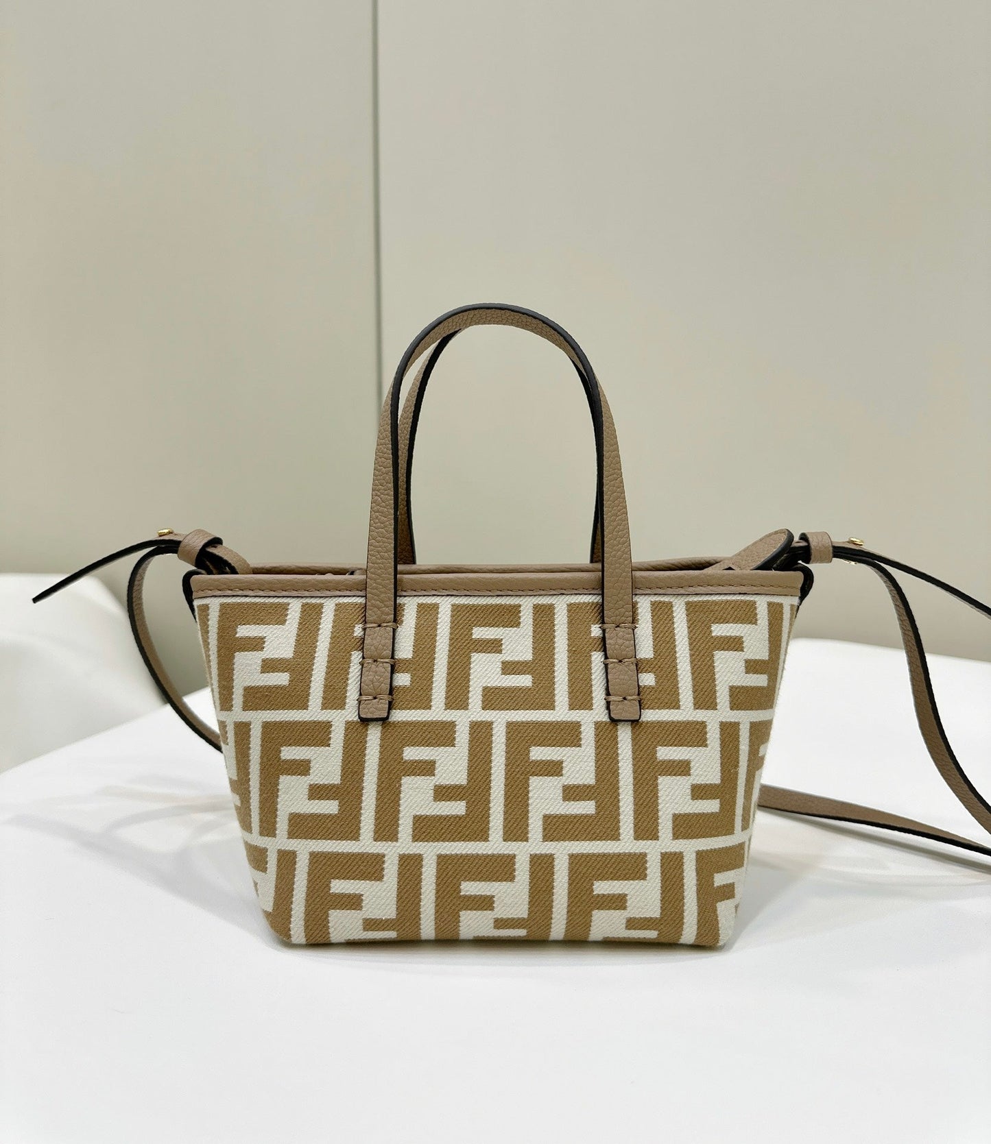 Luxury FendiMINI ROLL BAG 15 PEANUT BROWN MIX WHITE FF JACQUARD FABRIC