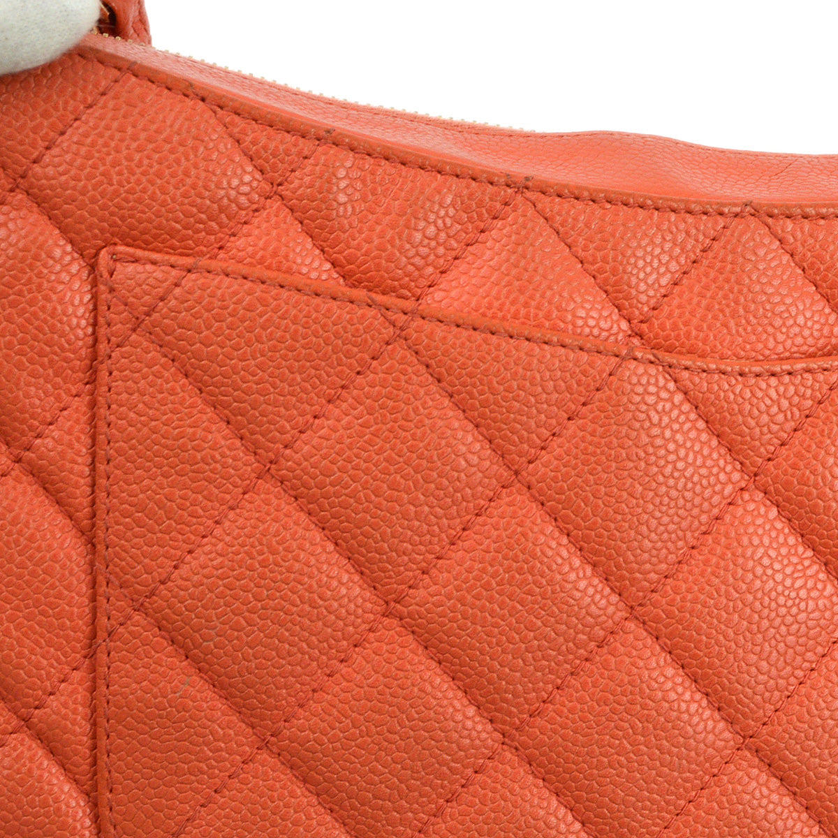 Luxury Chanel 2001-2003 Pink Caviar Shoulder Bag