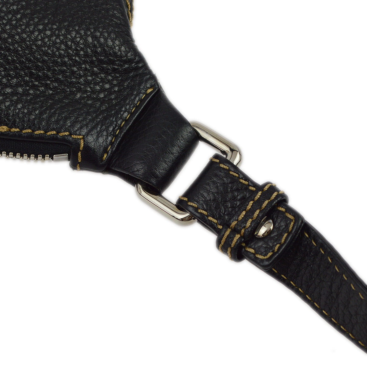 Luxury Chanel 2001-2003 Black Calfskin Shoulder Bag