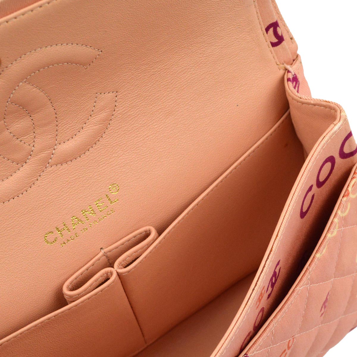 Luxury Chanel 2001-2003 Pink Coco Classic Double Flap Medium Shoulder Bag