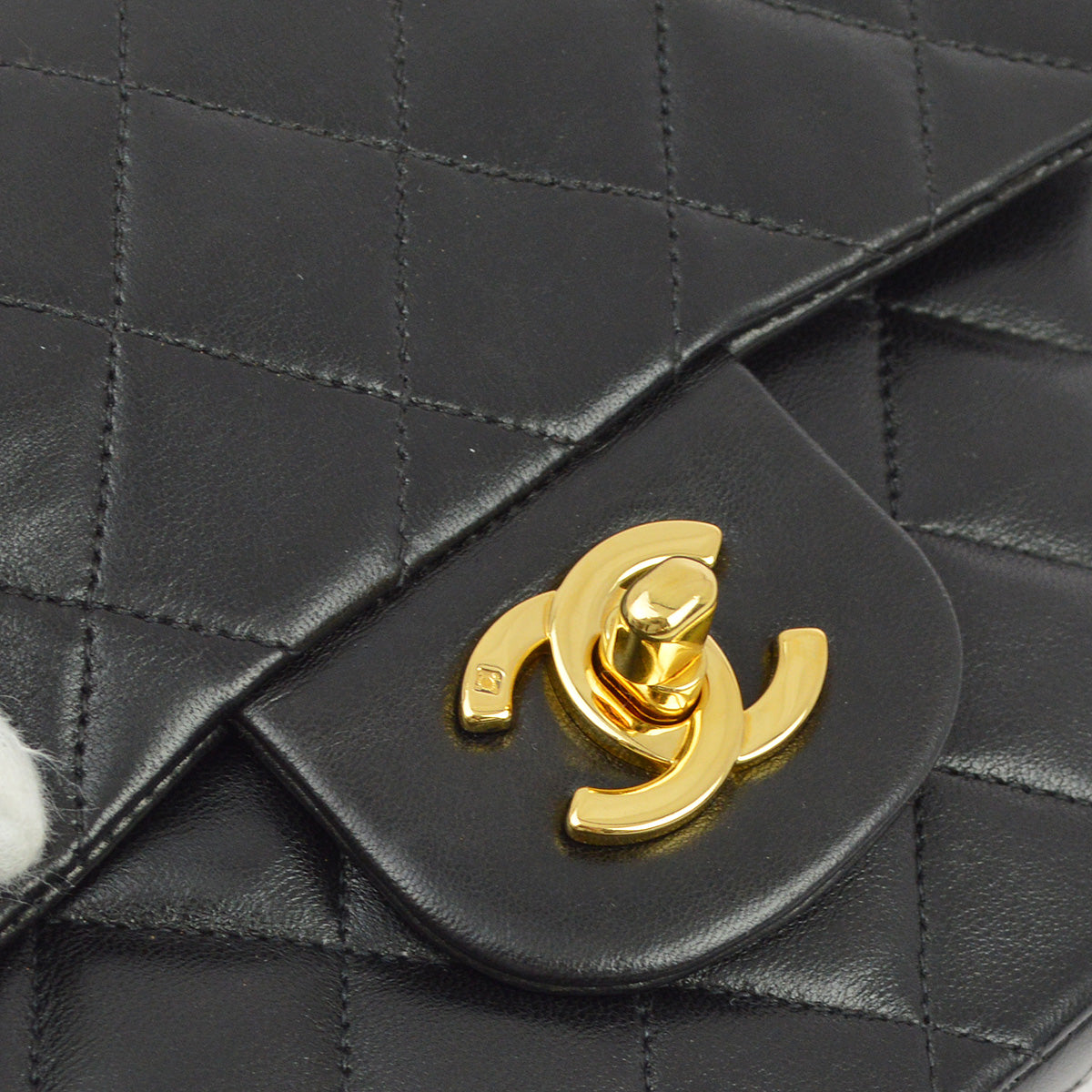 Luxury Chanel 1994-1996 Black Lambskin Small Classic Double Flap Shoulder Bag