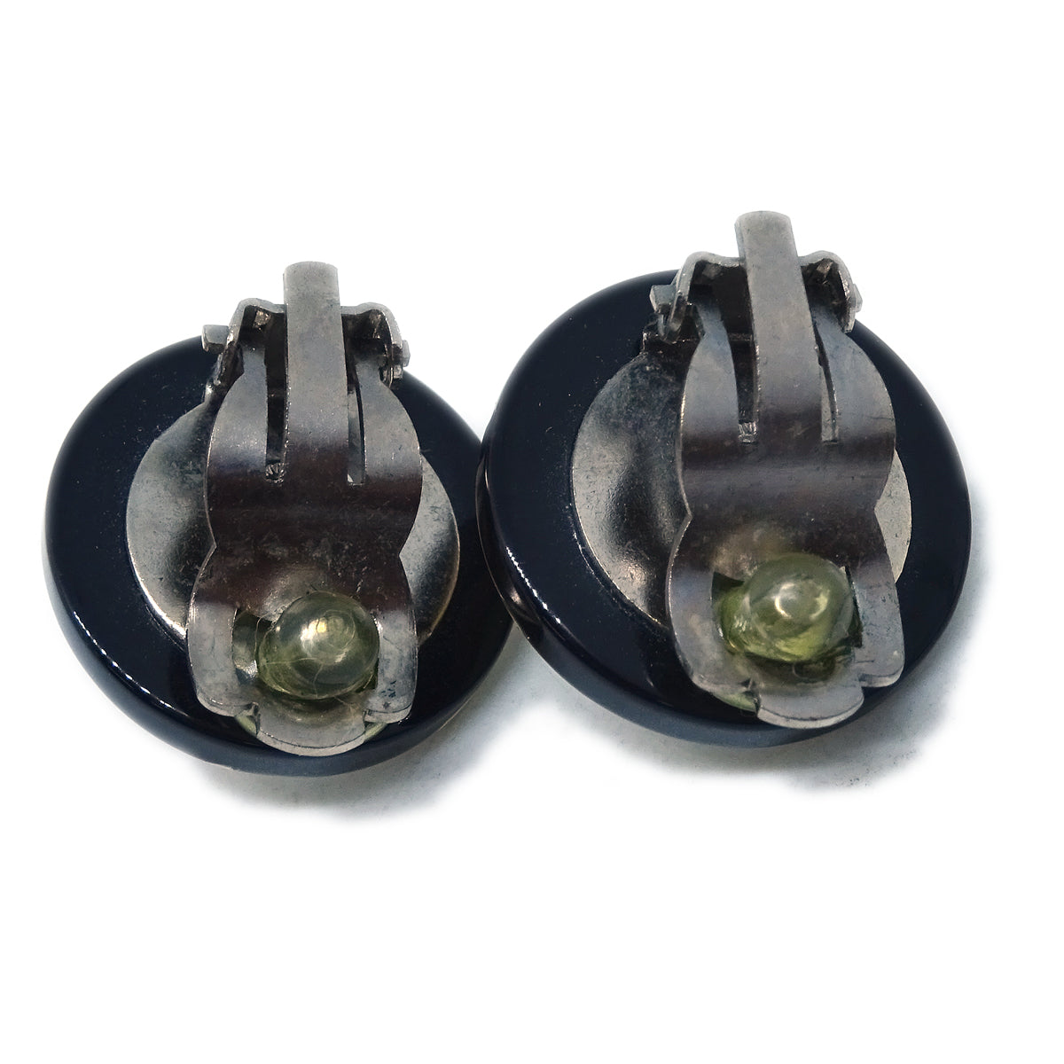 Luxury Chanel Button Earrings Clip-On Silver 00T