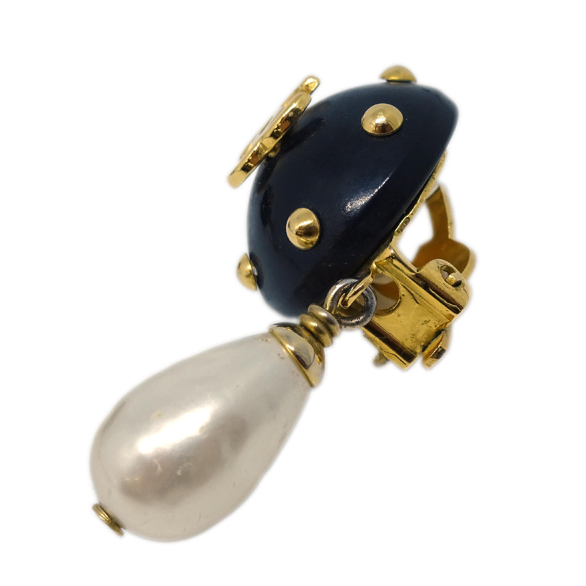 Luxury Chanel Costume Pearl Dangle Earrings Clip-On Gold 96C