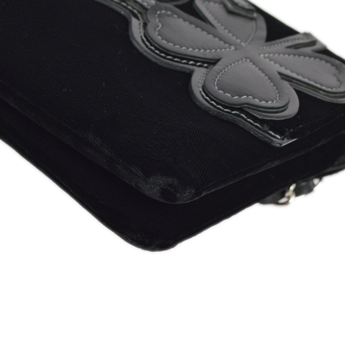 Luxury Chanel 2005-2006 Black Velvet Camelia Single Chain Shoulder Bag