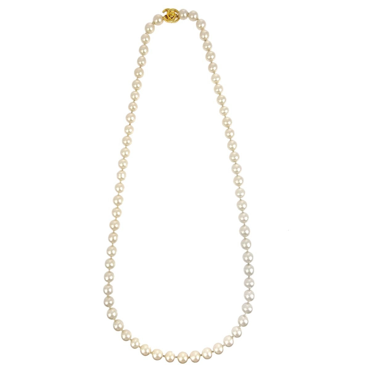 Luxury Chanel Costume Pearl Necklace 96P