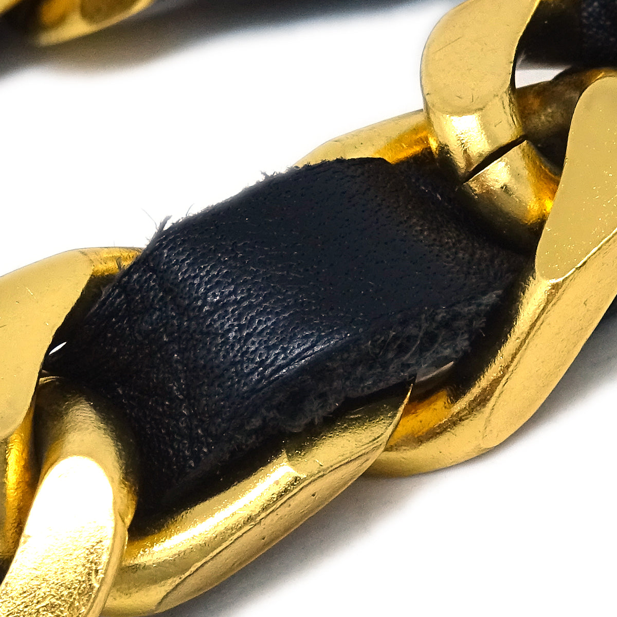 Luxury Chanel Bracelet Gold Black 95A
