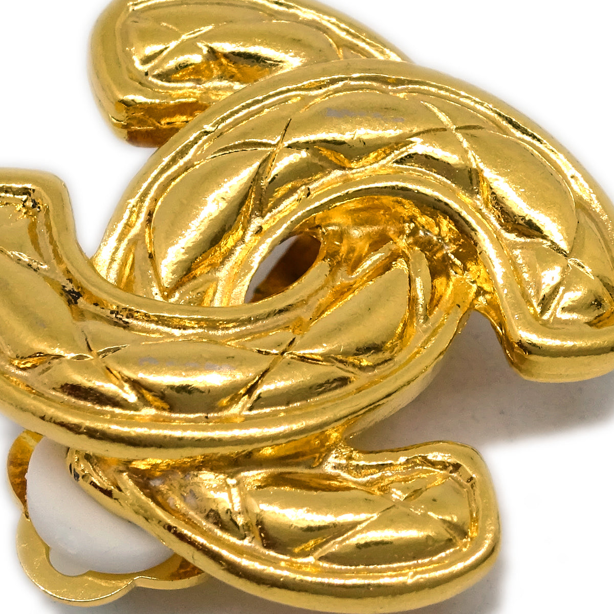 Luxury Chanel Gold CC Earrings Clip-On 2433