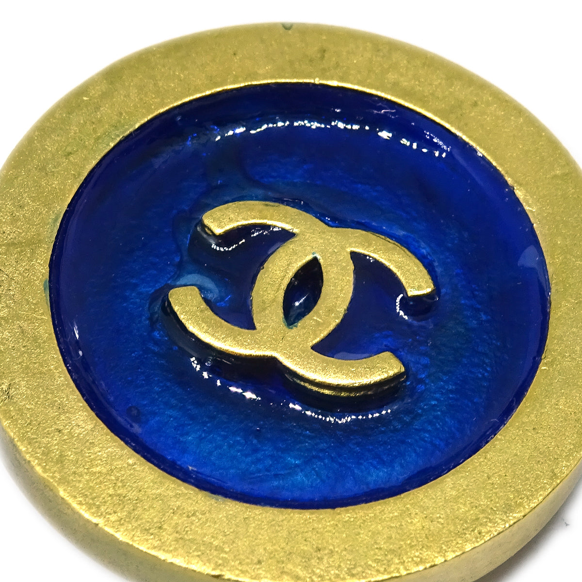 Luxury Chanel Gold Gripoix Button Earrings Clip-On 94P