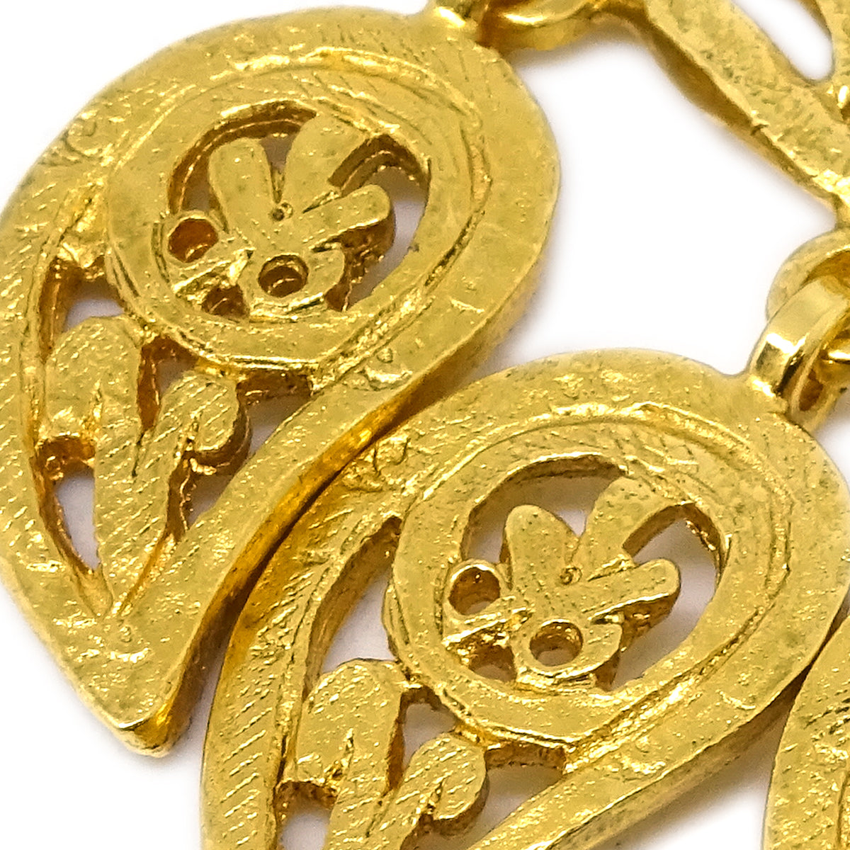 Luxury Chanel Fringe Dangle Earrings Clip-On Gold 95A