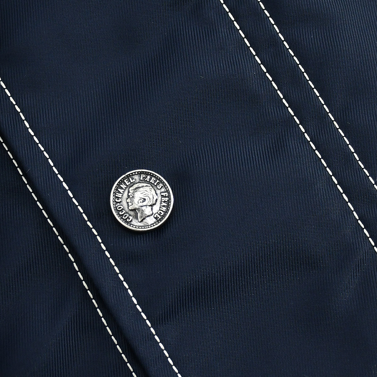 Luxury Chanel Zip Up Hooded Jacket Navy 1995