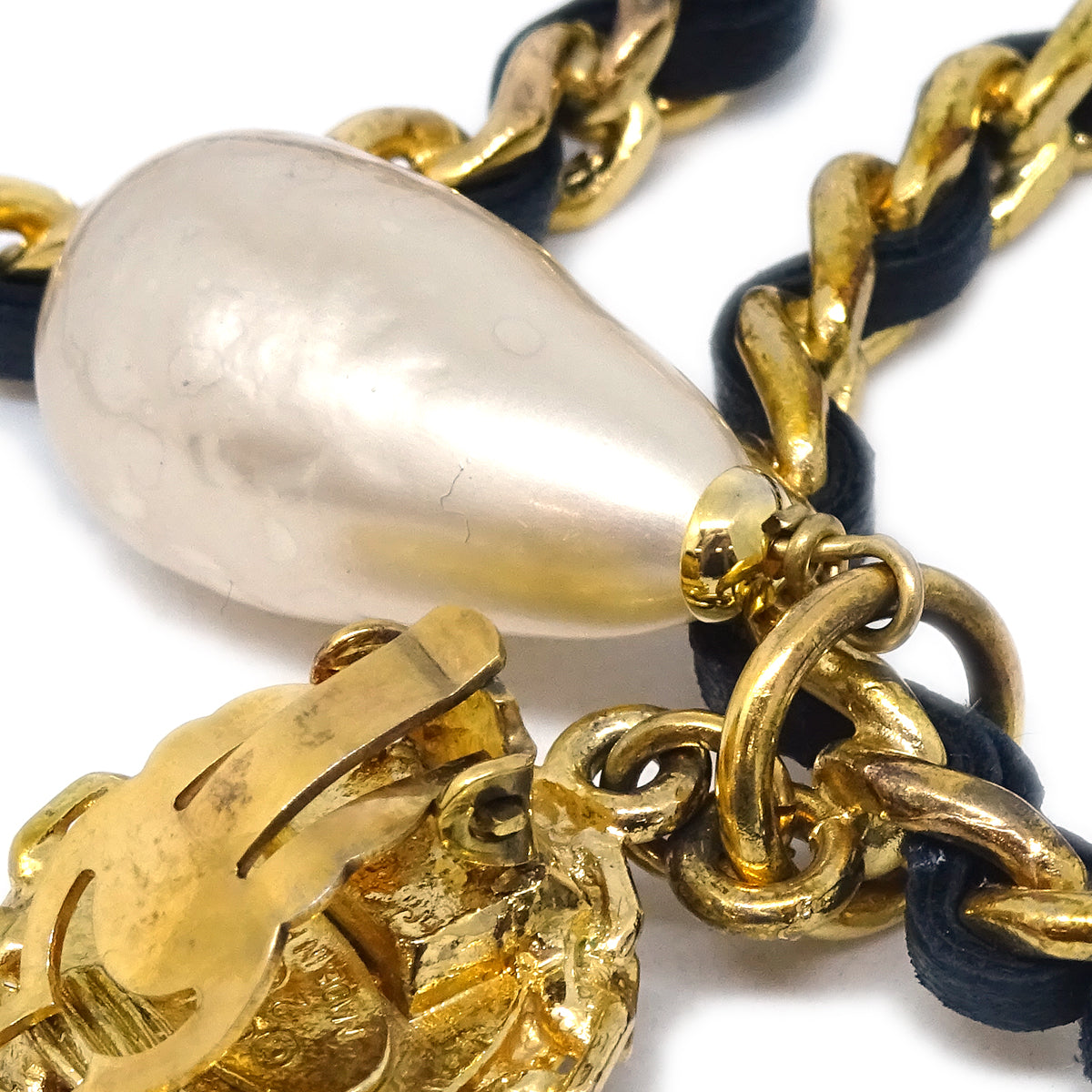 Luxury Chanel Dangle Hoop Earrings Gold Artificial Pearl Clip-On 27