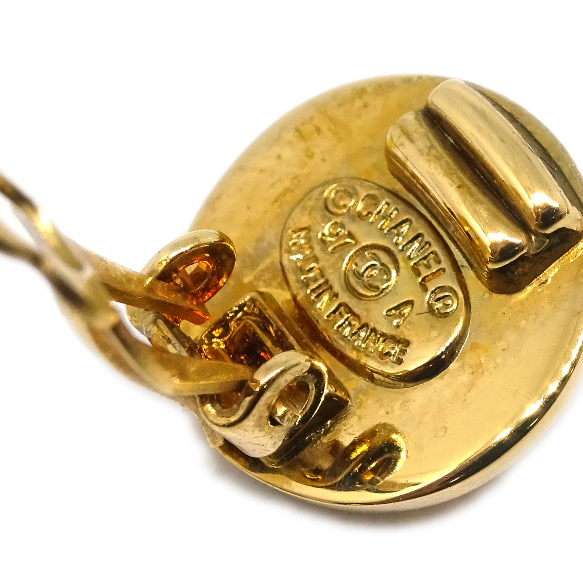 Luxury Chanel CC Turnlock Button Earrings Gold Clip-On 97A
