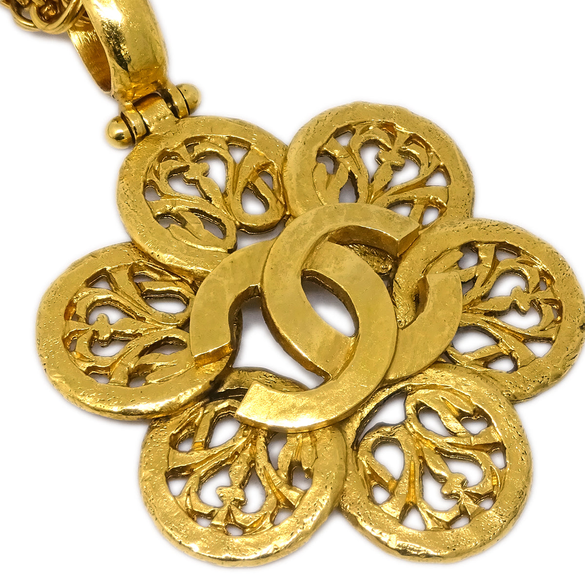 Luxury Chanel Gold Pendant Necklace 95A