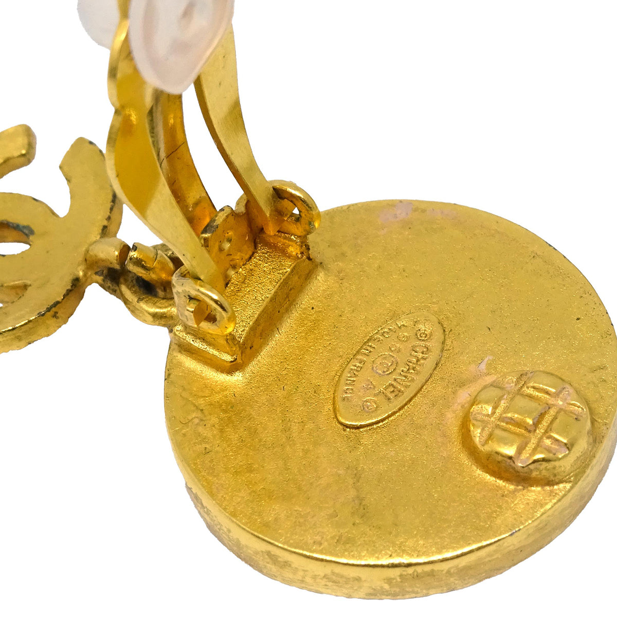 Luxury Chanel Dangle Earrings Clip-On Gold Shell 95A