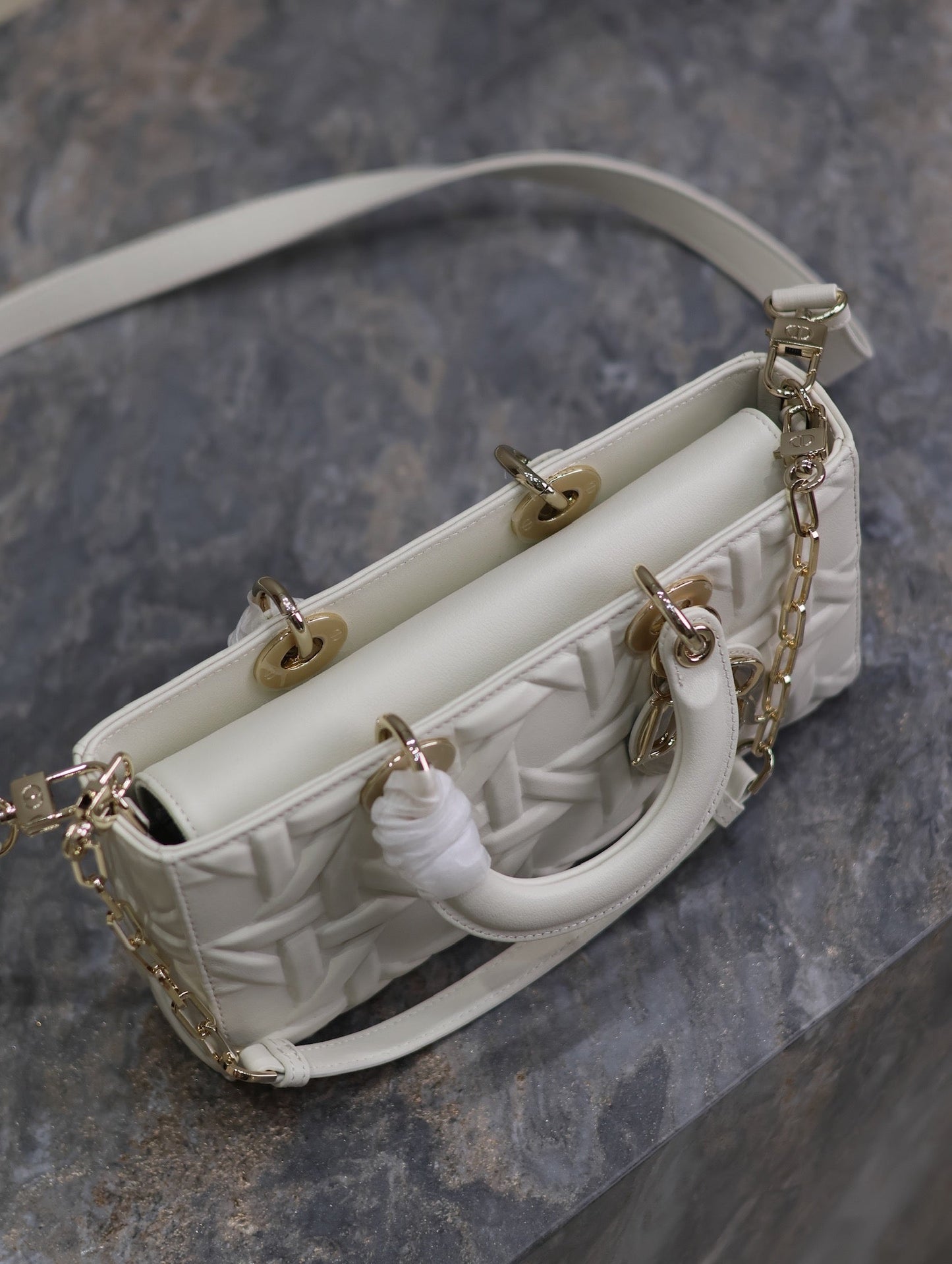 Luxury DiorLady D-Joy Bag 26 White Graphic Lambskin