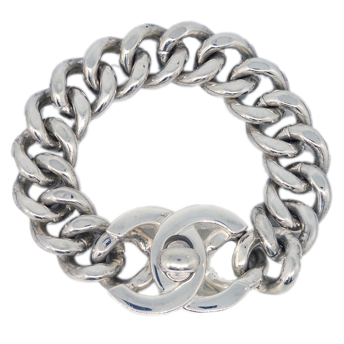 Luxury Chanel Turnlock Bracelet Silver 96P