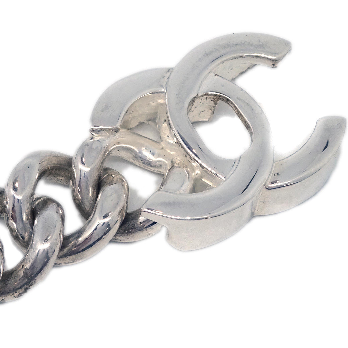 Luxury Chanel Turnlock Bracelet Silver 96P