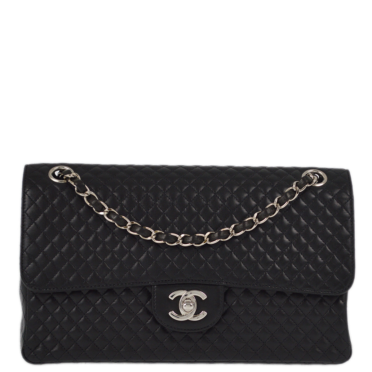 Luxury Chanel 1996-1997 Black Lambskin Medium Classic Single Flap Shoulder Bag