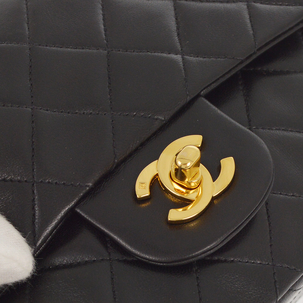 Luxury Chanel 1994-1996 Black Lambskin Small Classic Double Flap Shoulder Bag