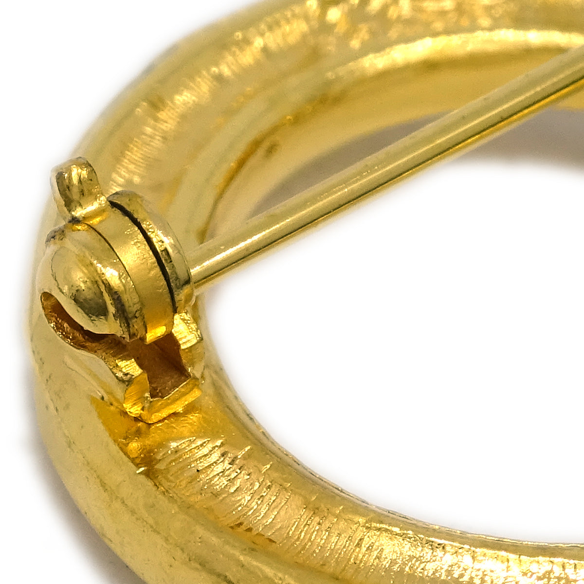 Luxury Chanel Plate Brooch Pin Gold 1133