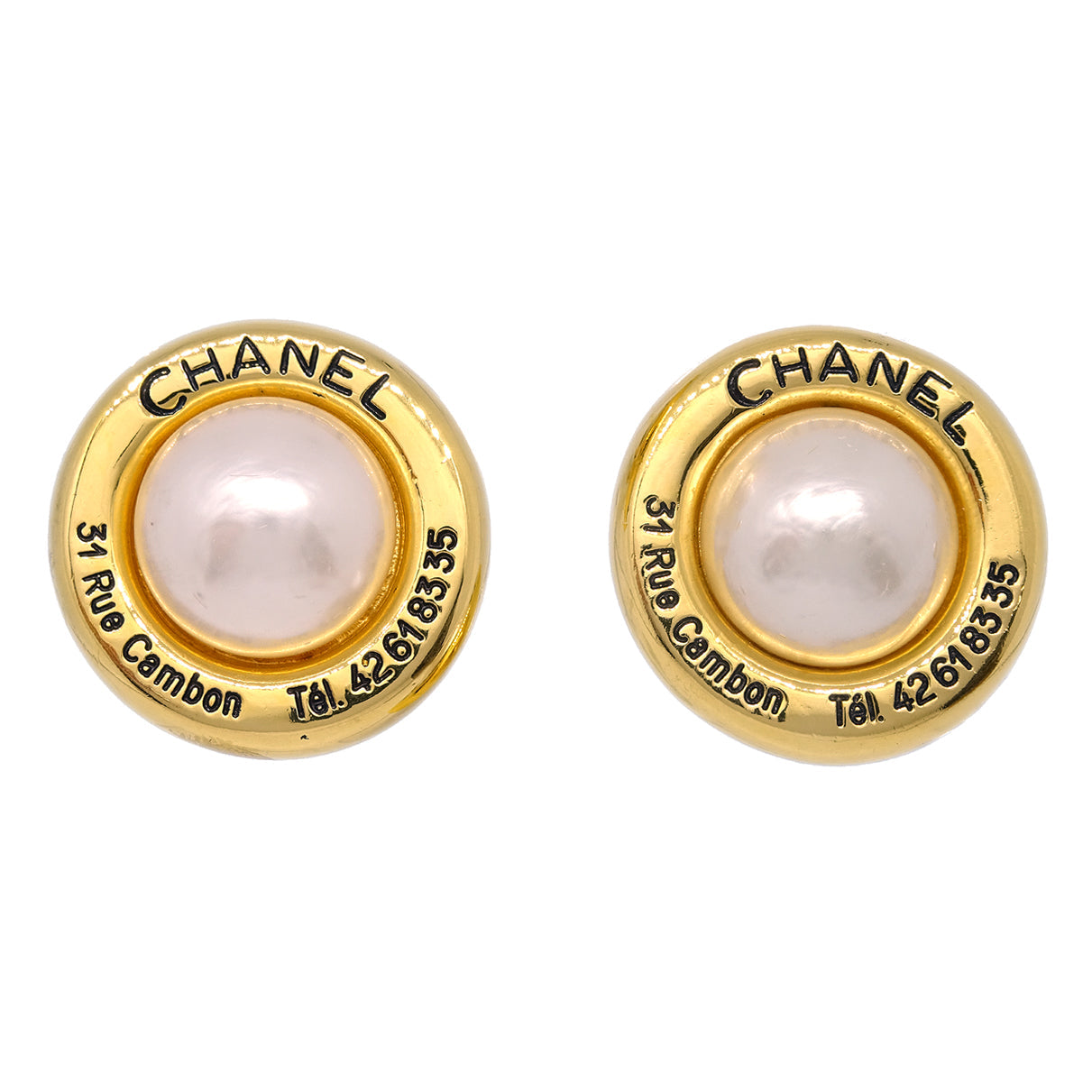 Luxury Chanel Gold Button Artificial Pearl Earrings Clip-On 23