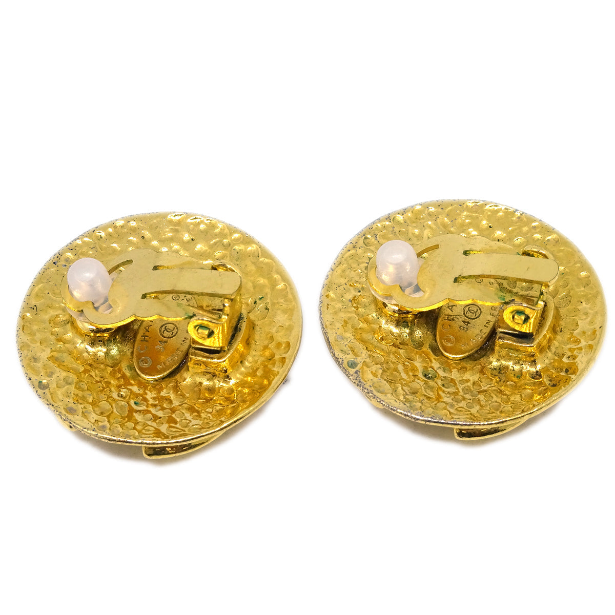 Luxury Chanel Button Earrings Clip-On Gold 94P