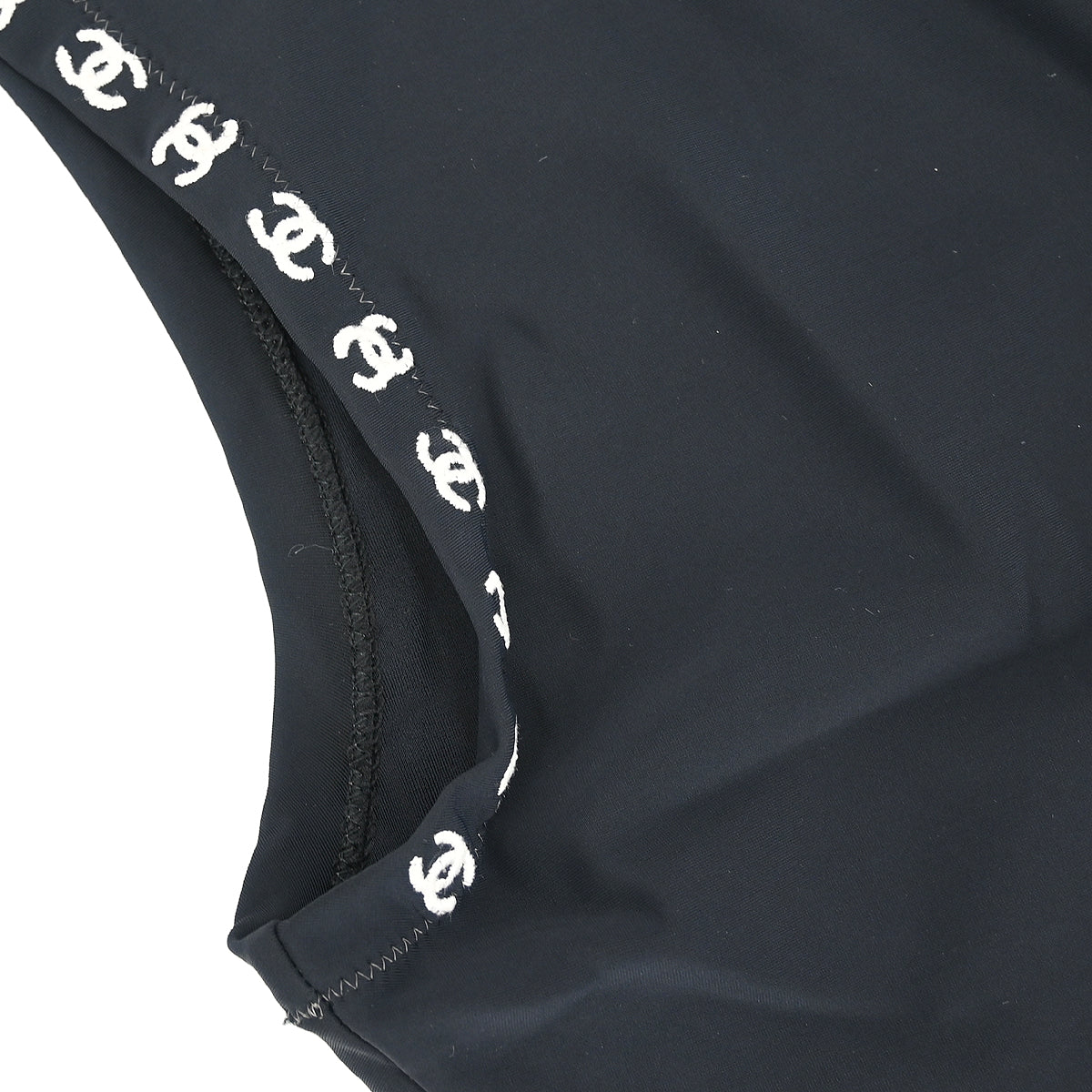 Luxury Chanel Cropped T-shirt Black 97C #36