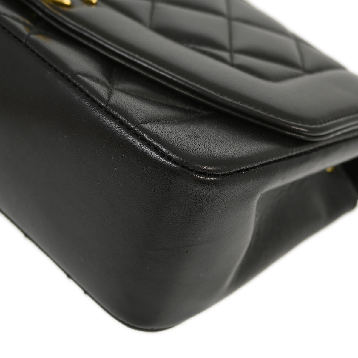 Luxury Chanel 1994-1996 Black Lambskin Small Diana Shoulder Bag