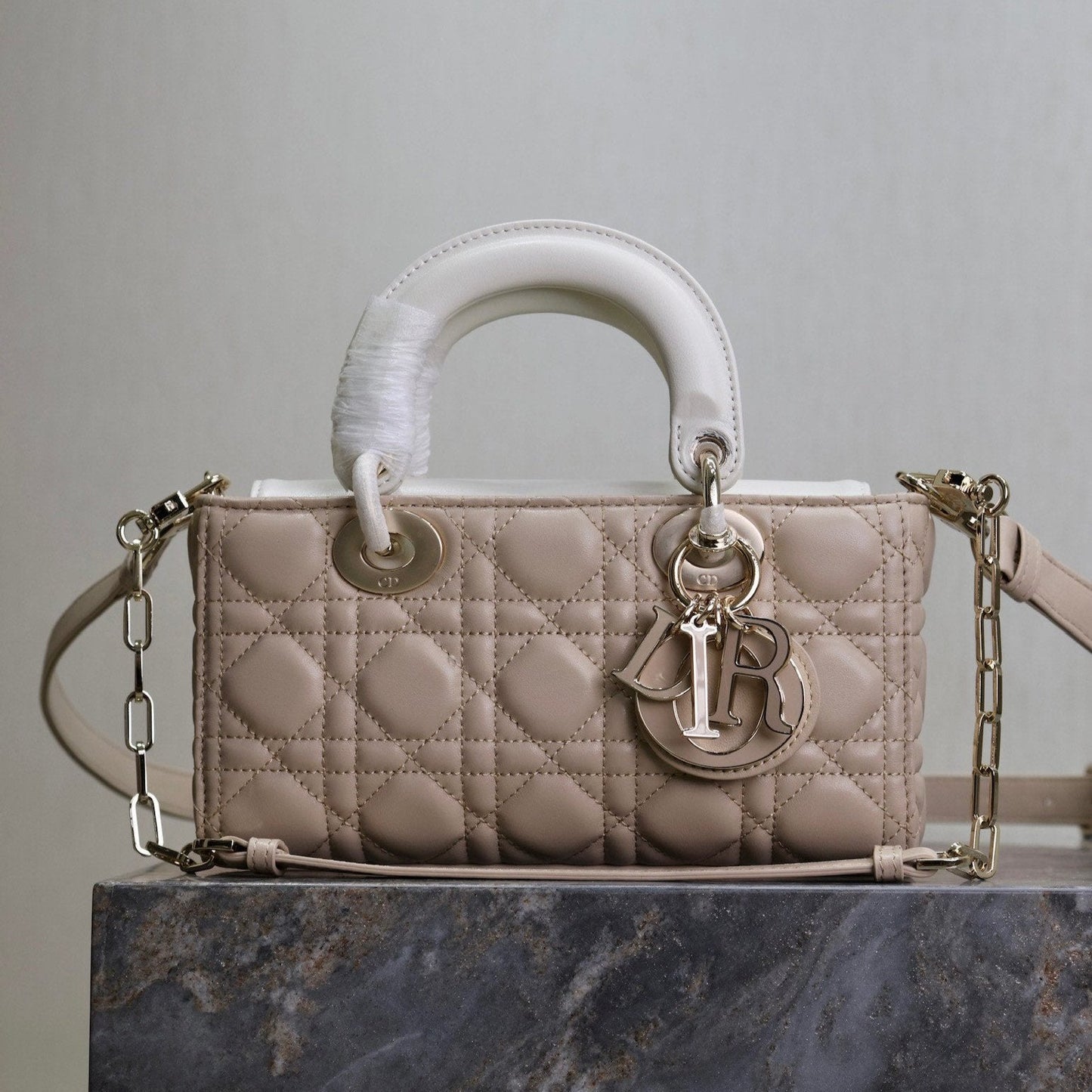 Luxury DiorLady D-Joy Bag 22 Beige White Lambskin