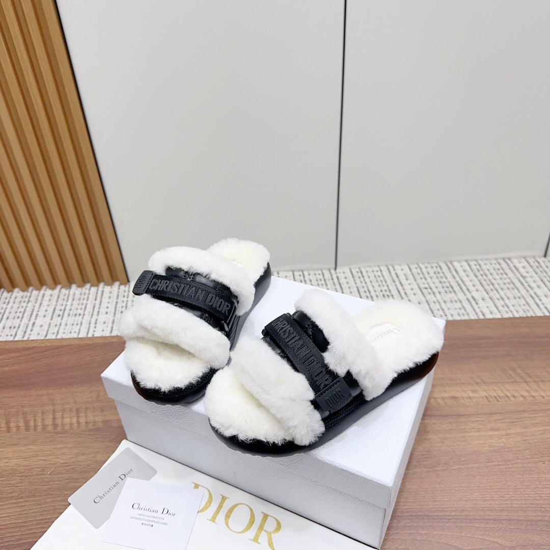 Luxury Dior DIORiviera Dio(r)evolution Slide Black White Quilted Fleece Lining And Lambskin