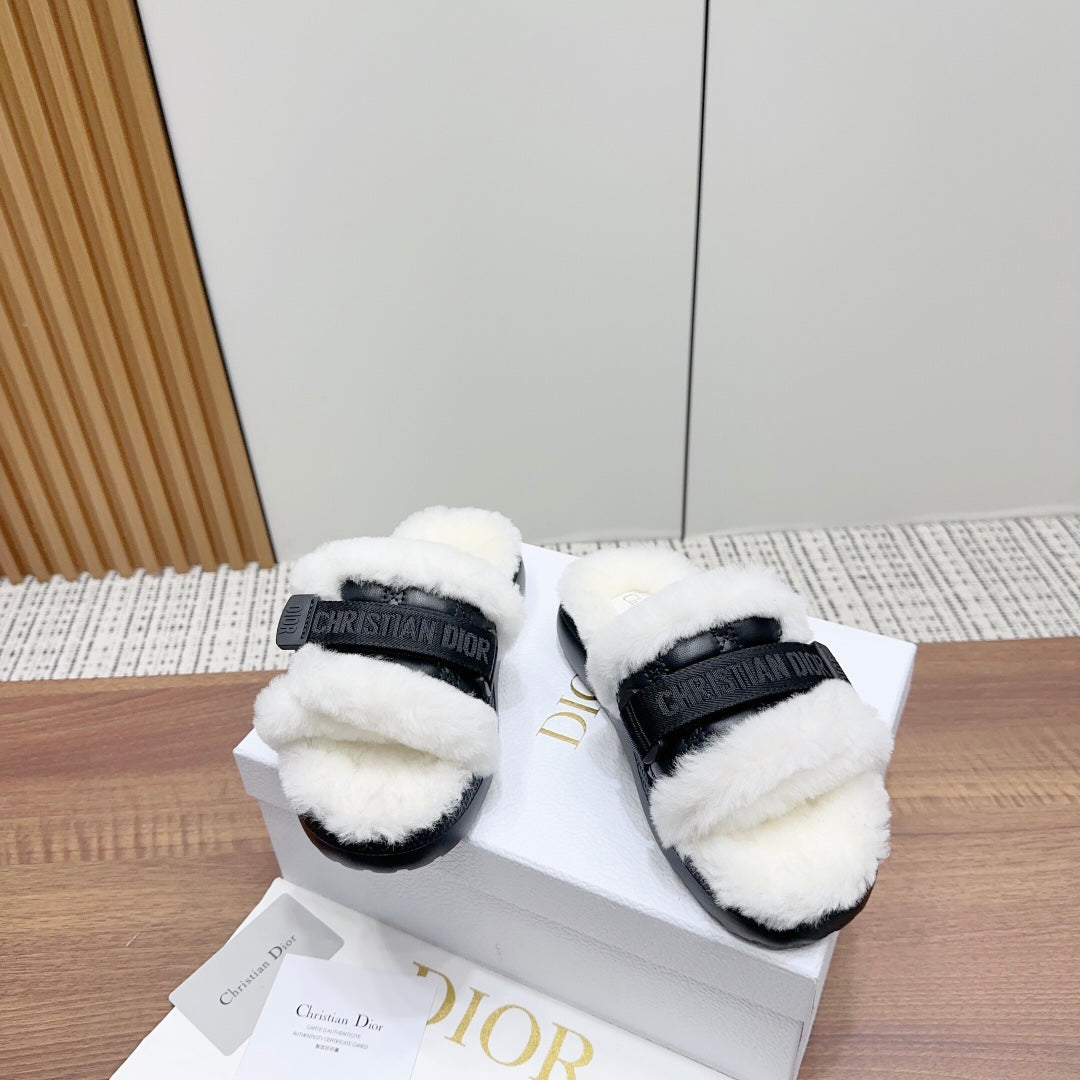 Luxury Dior DIORiviera Dio(r)evolution Slide Black White Quilted Fleece Lining And Lambskin