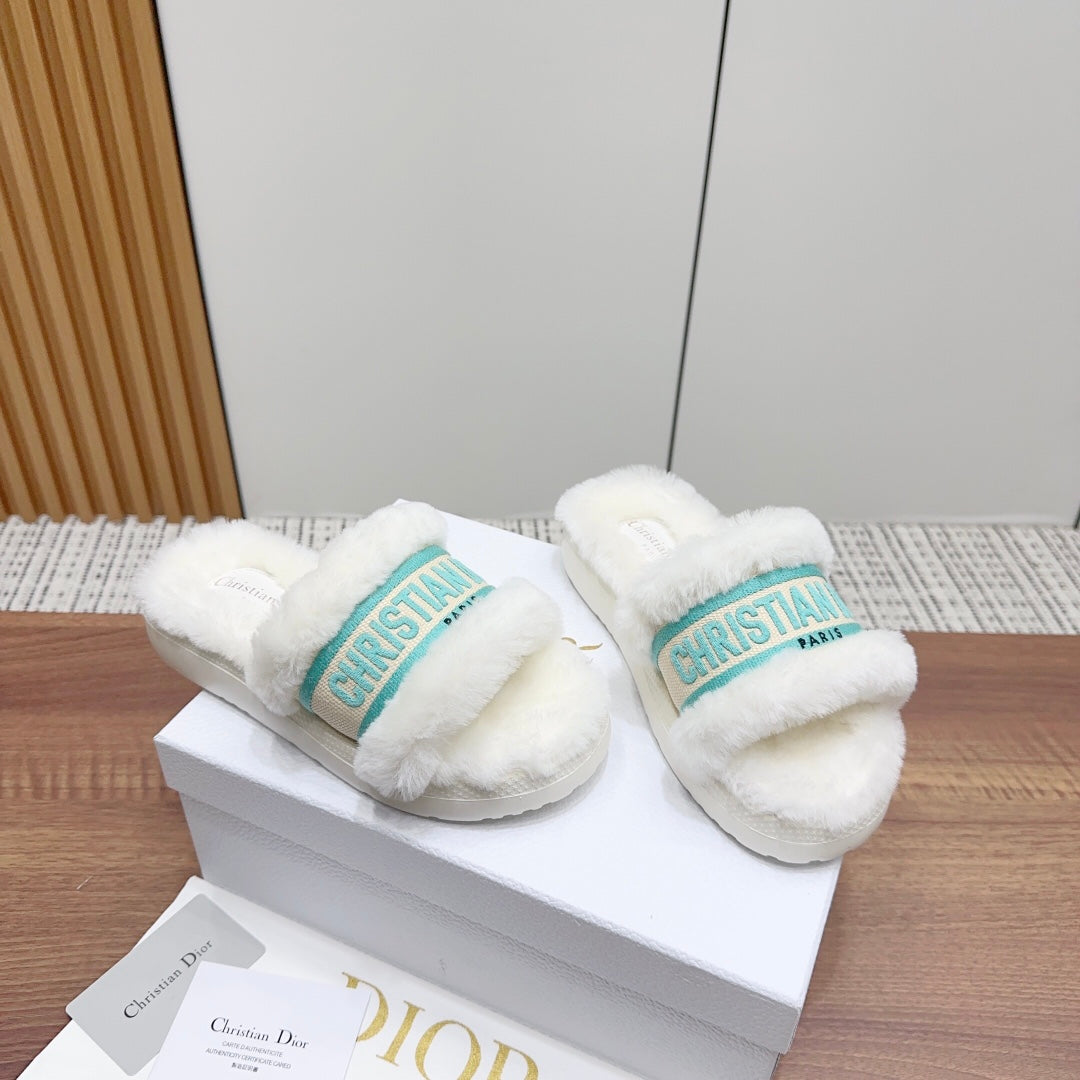 Luxury DiorDway Slide White Jade Green Fleece Lining And Canvas Fabric