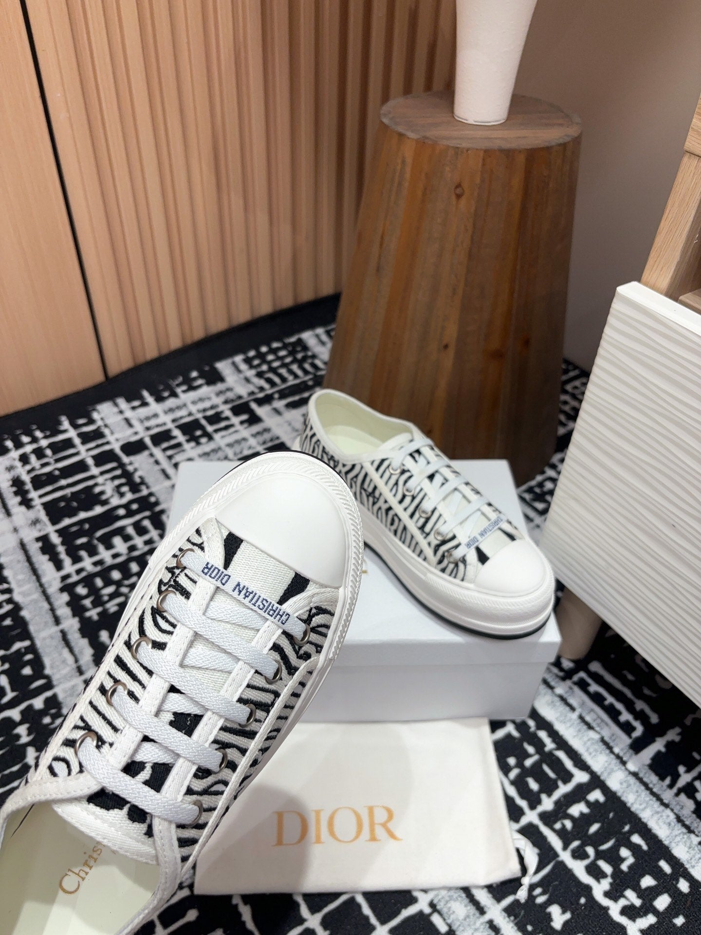 Luxury DiorWalk'n' Luxury DiorPlatform Sneaker Black Miss Canvas