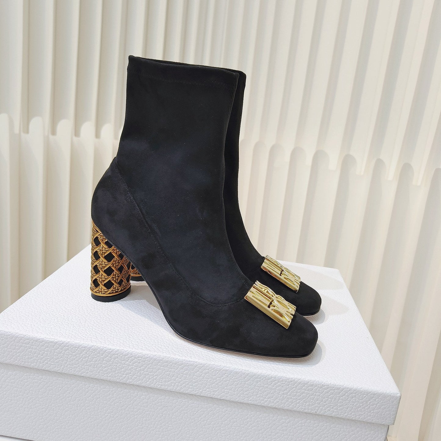 Luxury DiorMiss  Luxury DiorAnkle Boots 80mm Black Suede 111382