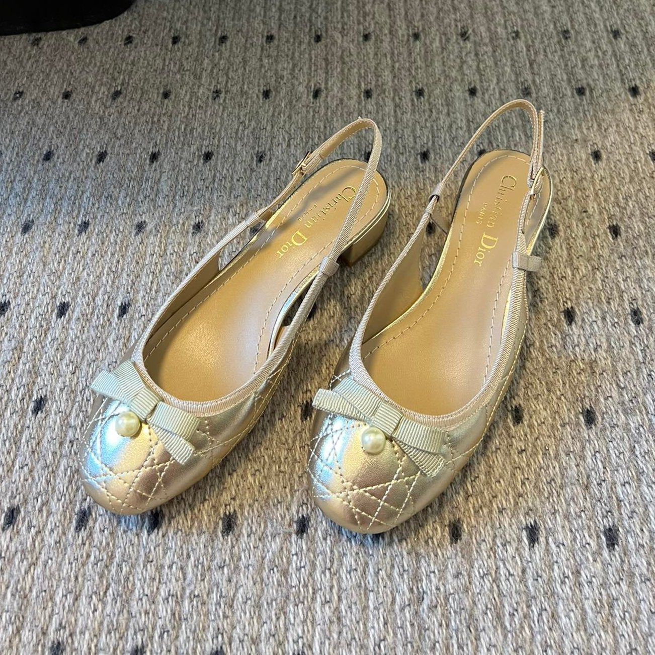 Luxury DiorBallet Slingback Pump 35mm In Gold Quilted Calfskin 997273