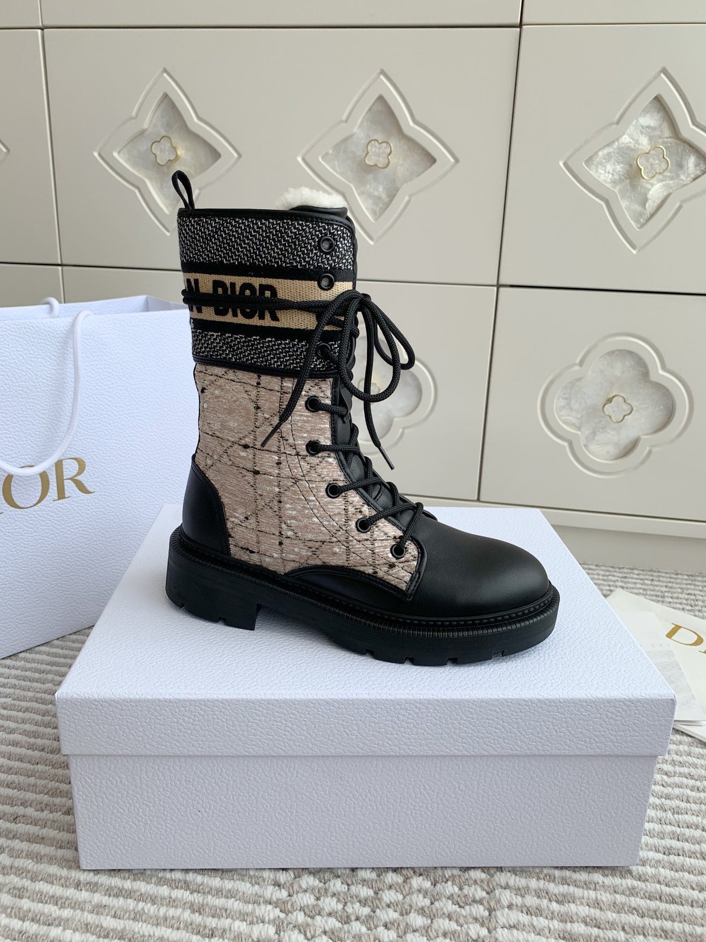 Luxury DiorD-Major Ankle Boot In Dark Beige Mix Black Canvas With Fleece Lining 105072