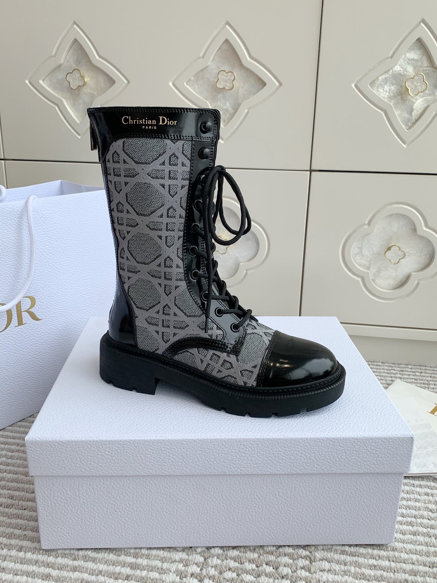 Luxury DiorD-Unit Ankle Boot In Grey Mix Black Denim Fabric And Glossy Cowhide 105084
