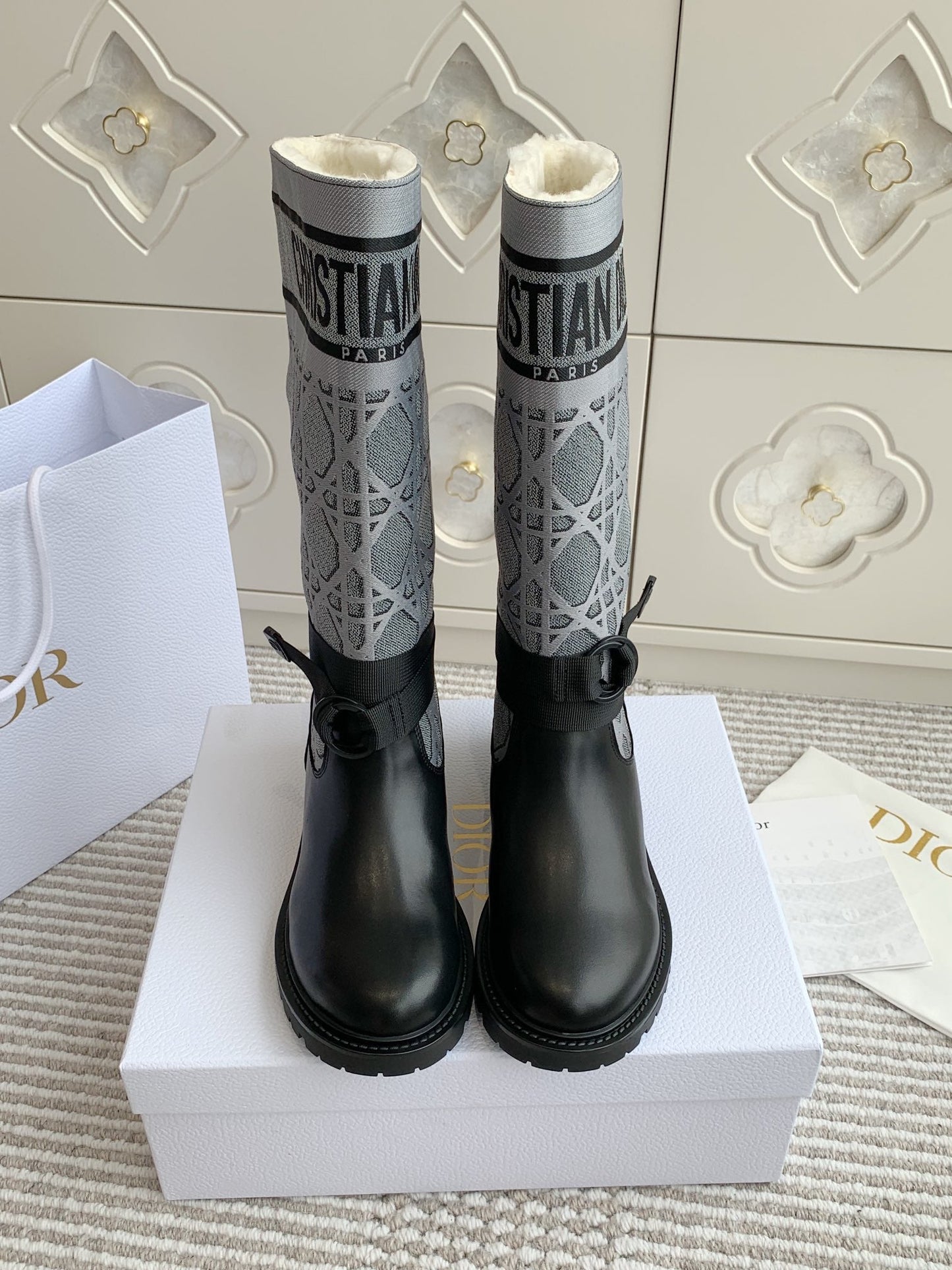 Luxury DiorD-Major Boot In Grey Mix Black Denim Fabric With Fleece Lining 105070