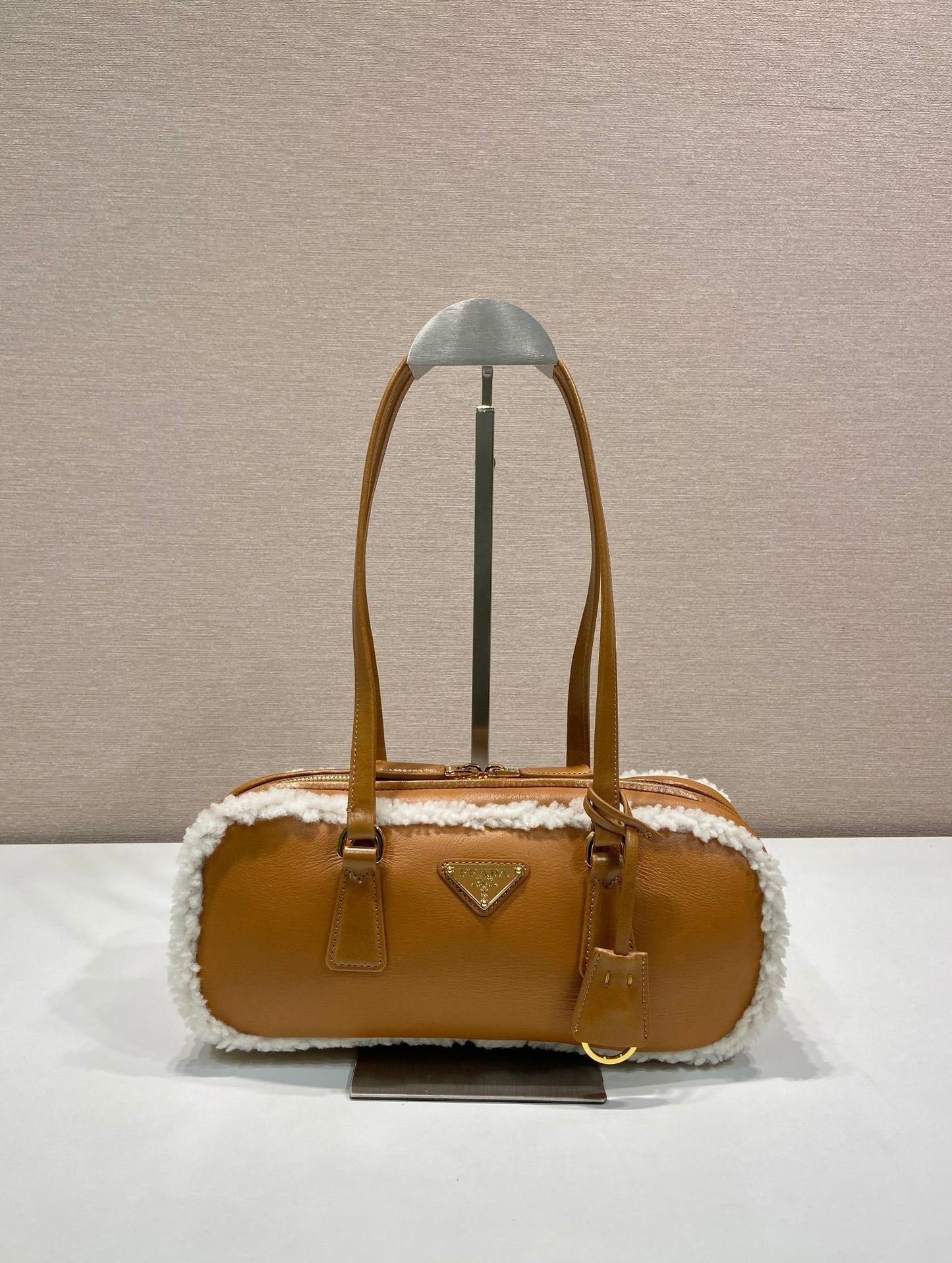 Luxury PradaTOP HANDLE BAG 27 IN BRONZE BROWN SHEEPSKIN AND SHEARLING TRIM