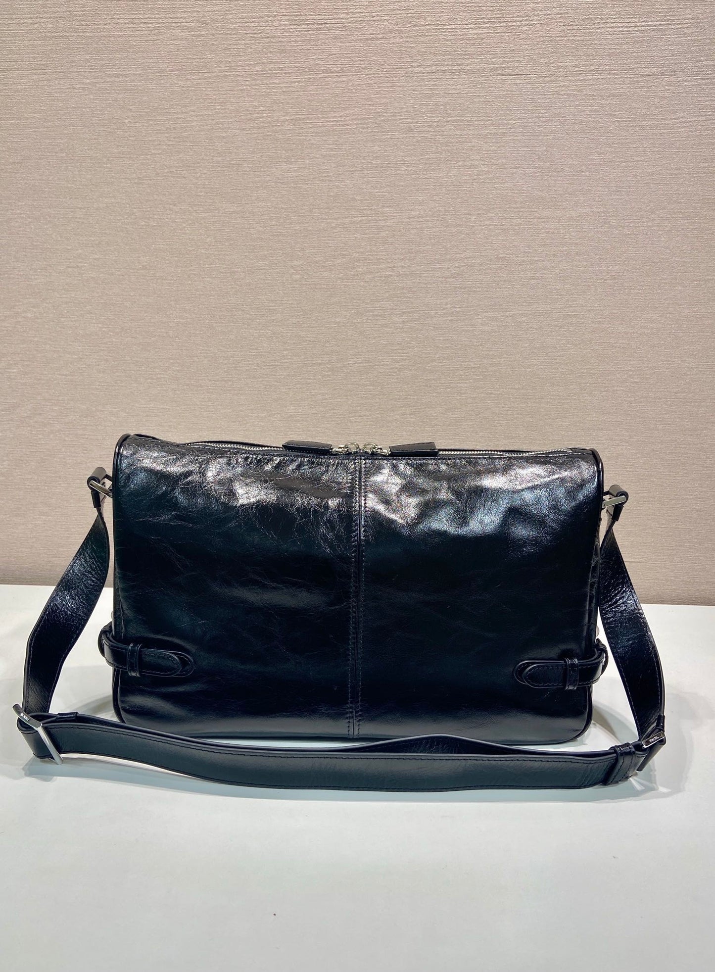 Luxury PradaHOBO BAG 35 IN BLACK OIL WAX LAMBSKIN SILVER LOGO