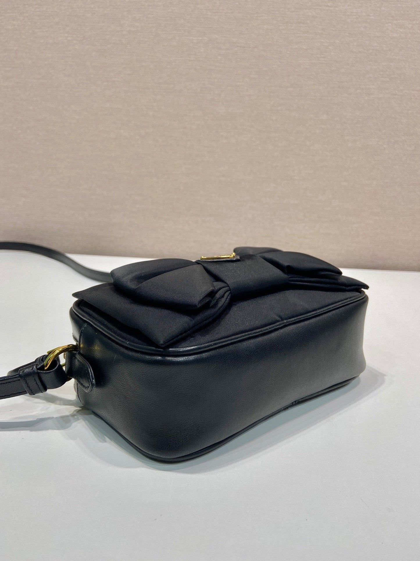 Luxury PradaBOW BAG 18 IN BLACK RE-NYLON AND LAMBSKIN