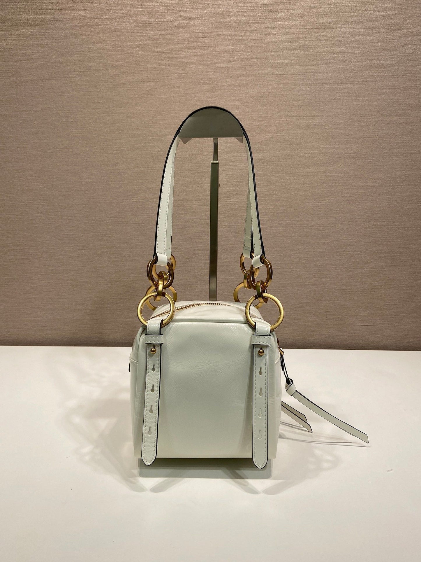 Luxury PradaSMALL RECTANGULAR BAG 14 IN WHITE OIL WAX LAMBSKIN GOLD HARDWARE