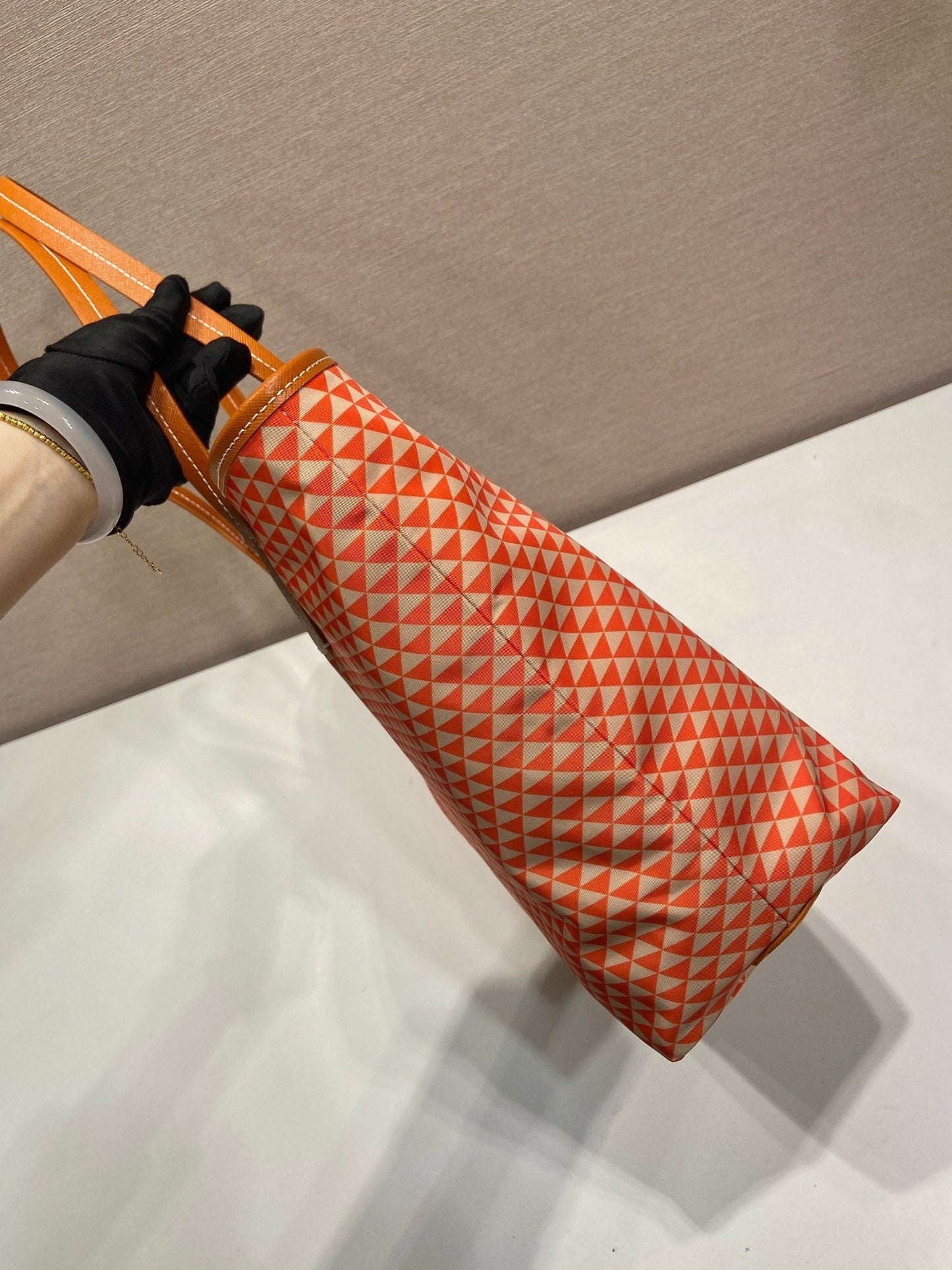 Luxury PradaTOTE BAG 33 IN ORANGE MIX WHITE TRIANGLE PATTERN EMBROIDERED FABRIC