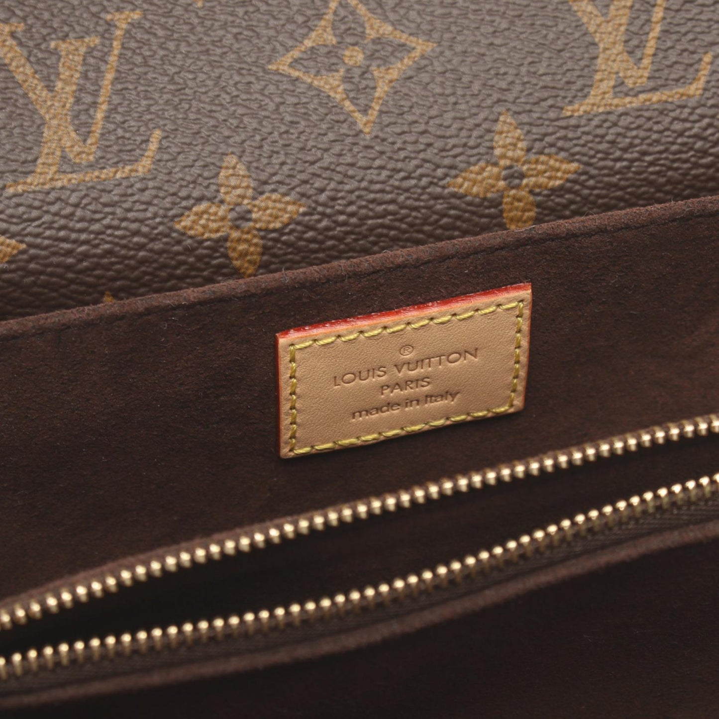 Louis Vuitton Pochette Metis EW Handbag Brown M46279