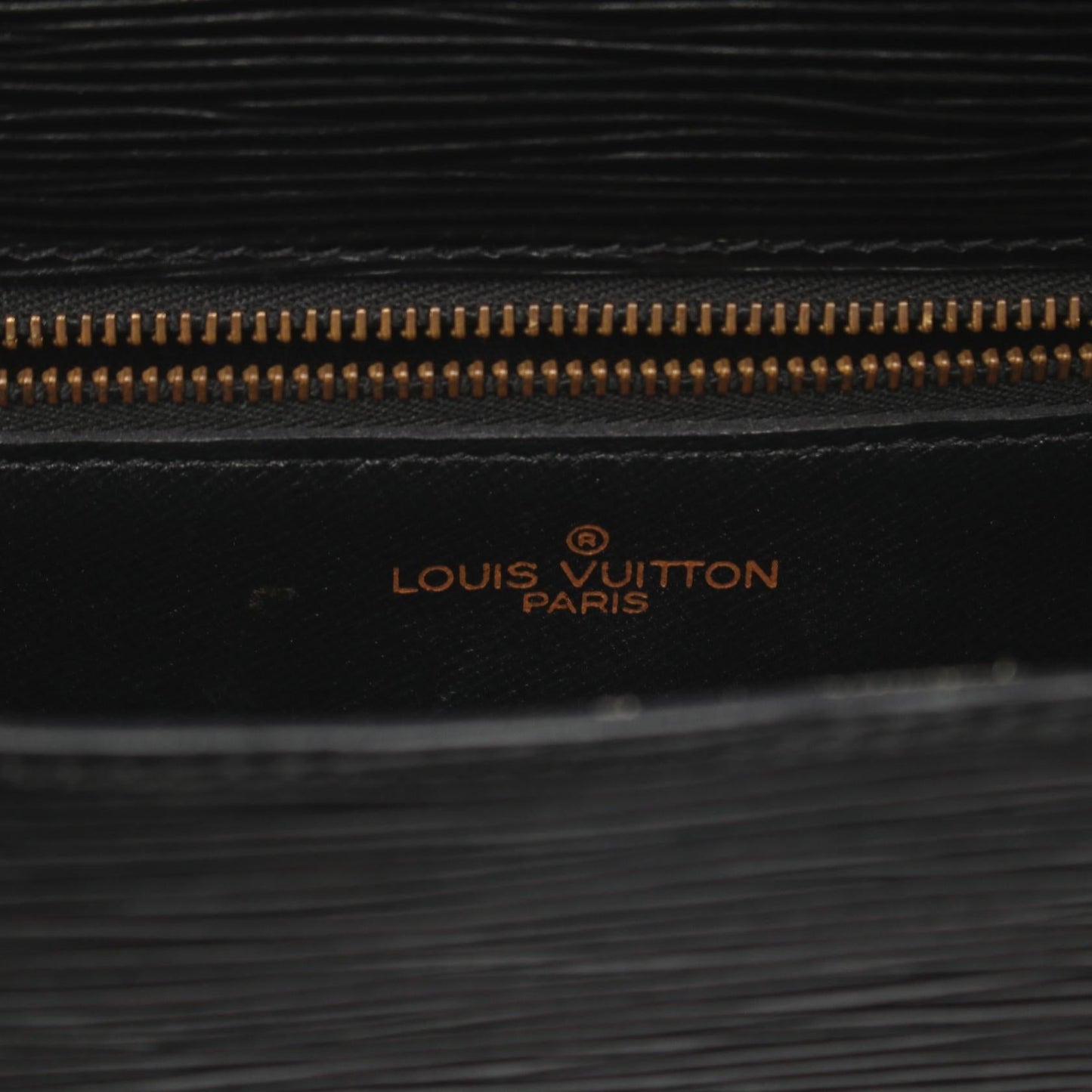 Louis Vuitton Epi Noir Leather Shoulder Bag M52192