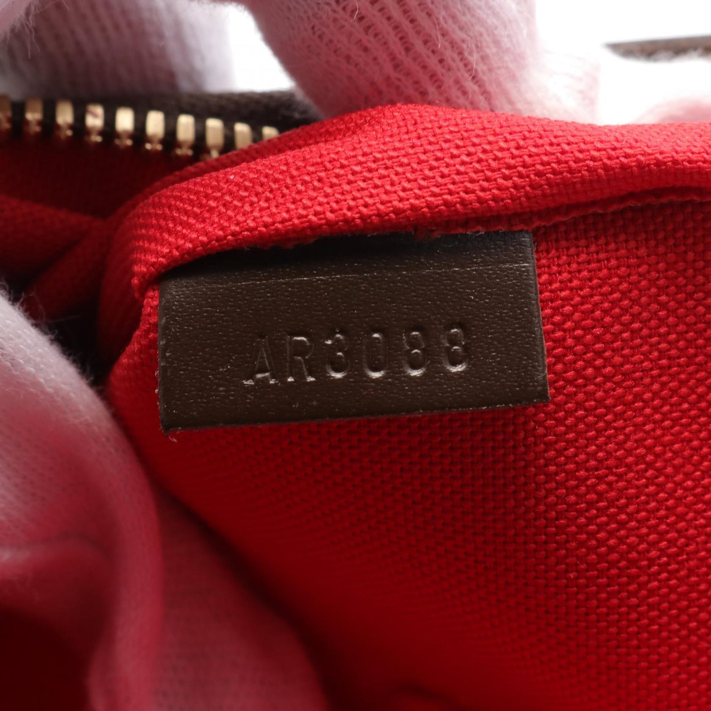 Louis Vuitton Thames PM Shoulder Bag N48180