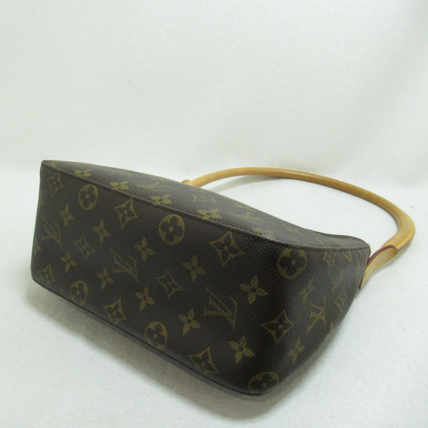 Louis Vuitton Looping MM Shoulder Bag Monogram