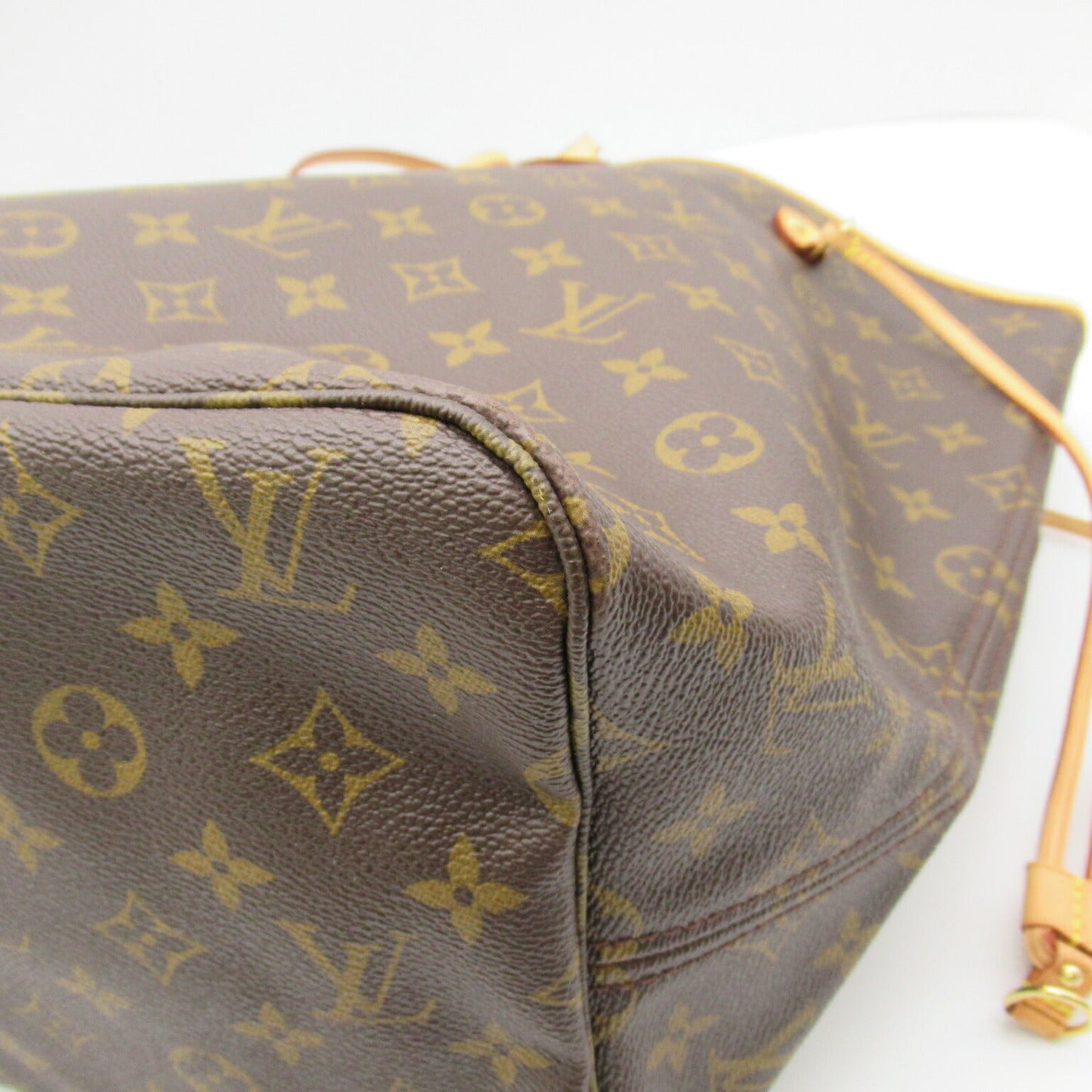 Louis Vuitton Neverfull GM Tote Bag M40157