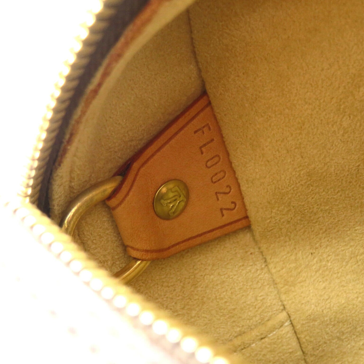Louis Vuitton Cite GM Shoulder Bag Monogram