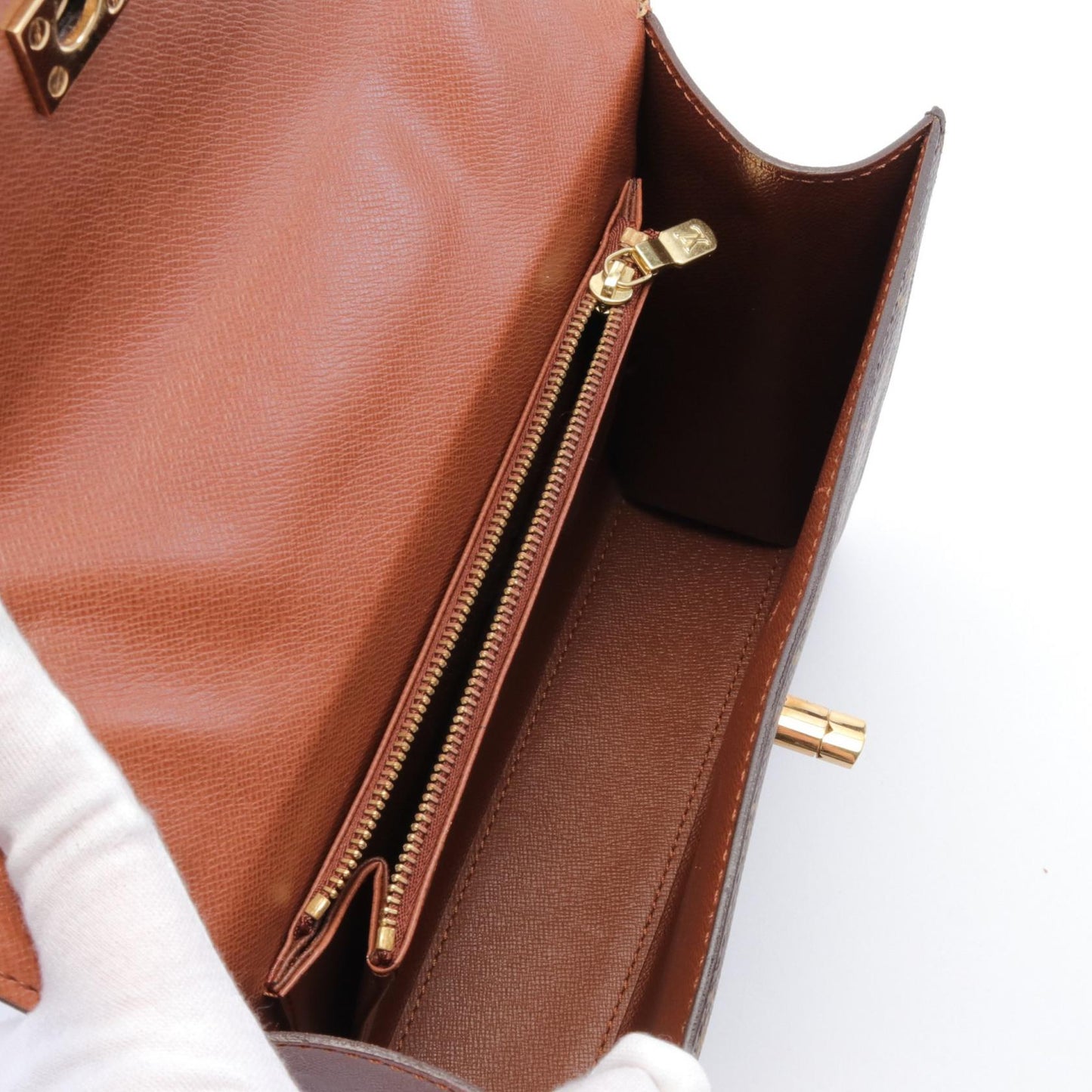 Louis Vuitton Monogram Handbag M51379